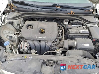 Zdjęcie 11 z 12 samochodu: 2017 HYUNDAI ELANTRA SE VIN:5NPD84LF6HH210649 - miniatura