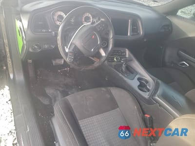 Zdjęcie 8 z 12 samochodu: 2023 DODGE CHALLENGER R/T VIN:2C3CDZBT6PH602876 - miniatura