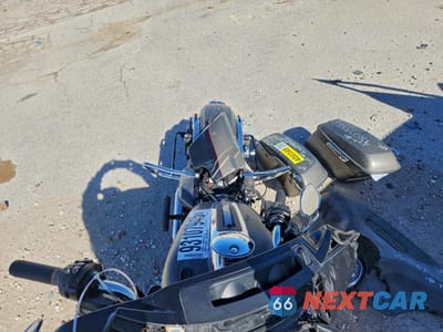 Piąte zdjęcie samochodu w środku: 2019 HARLEY-DAVIDSON FLHTK VIN:1HD1KEF17KB610947 - miniatura