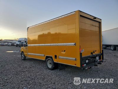 Trzecie zdjęcie samochodu z tyłu: 2022 FORD ECONOLINE E350 SUPER DUTY CUTAWAY VAN VIN:1FDWE3FN3NDC09261 - miniatura