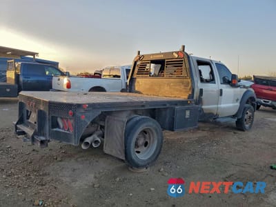Trzecie zdjęcie samochodu z tyłu: 2015 FORD F550 SUPER DUTY FLATBED TRUCK VIN:1FD0W5HT2FED57911 - miniatura
