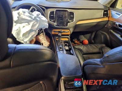 Zdjęcie 8 z 12 samochodu: 2019 VOLVO XC90 T6 INSCRIPTION VIN:YV4A22PL3K1431906 - miniatura