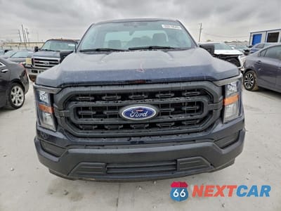Piąte zdjęcie samochodu w środku: 2023 FORD F150 VIN:1FTMF1C55PKF45509 - miniatura