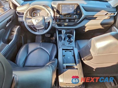Zdjęcie 8 z 12 samochodu: 2022 TOYOTA HIGHLANDER XLE VIN:5TDGZRBH1NS584585 - miniatura