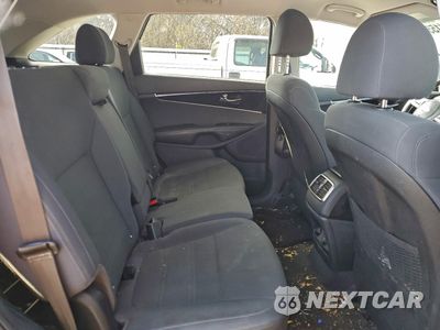 Zdjęcie 11 z 14 samochodu: 2020 KIA SORENTO S VIN:5XYPG4A5XLG672030 - miniatura