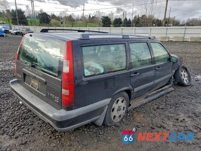 Trzecie zdjęcie samochodu z tyłu: 2000 VOLVO V70 XC VIN:YV1LZ56D1Y2643705 - miniatura