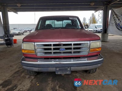 Piąte zdjęcie samochodu w środku: 1992 FORD F250 VIN:1FTHX25M9NKA63731 - miniatura