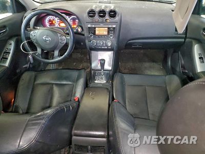 Zdjęcie 8 z 13 samochodu: 2010 NISSAN ALTIMA BASE VIN:1N4AL2AP5AN500412 - miniatura