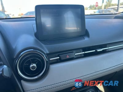 Zdjęcie 12 z 15 samochodu: 2019 TOYOTA YARIS L VIN:3MYDLBYV8KY509896 - miniatura