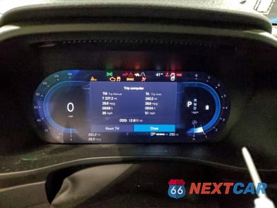 Zdjęcie 9 z 14 samochodu: 2025 VOLVO XC40 CORE VIN:YV4L12UJ5S2576650 - miniatura
