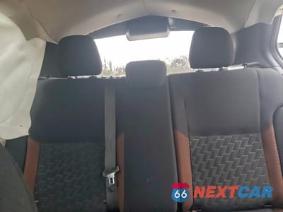 Zdjęcie 10 z 12 samochodu: 2022 NISSAN KICKS SR VIN:3N1CP5DV8NL500545 - miniatura