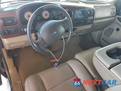 Zdjęcie 8 z 12 samochodu: 2006 FORD F250 SUPER DUTY VIN:1FTSX21P06EC72992 - miniatura