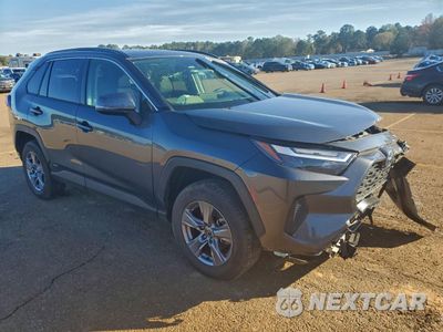 Czwarte zdjęcie samochodu z boku: 2022 TOYOTA RAV4 XLE VIN:JTMRWRFV1ND159395 - miniatura