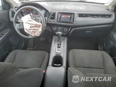 Zdjęcie 8 z 14 samochodu: 2018 HONDA HR-V LX VIN:3CZRU6H34JG726402 - miniatura