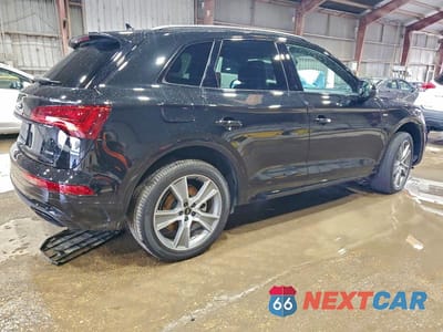 Trzecie zdjęcie samochodu z tyłu: 2025 AUDI Q5 PREMIUM 45 VIN:WA1GAAFY6S2017112 - miniatura