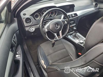 Zdjęcie 8 z 14 samochodu: 2015 MERCEDES-BENZ C 250 VIN:WDDGJ4HB6FG359576 - miniatura