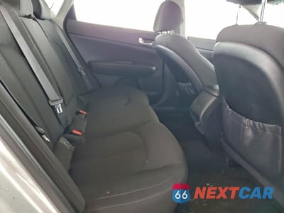 Zdjęcie 10 z 14 samochodu: 2017 KIA OPTIMA LX VIN:5XXGT4L38HG171057 - miniatura