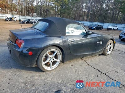 Trzecie zdjęcie samochodu z tyłu: 2006 BMW Z4 3.0SI VIN:4USBU53576LW91823 - miniatura