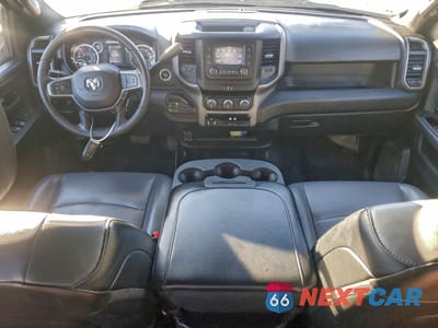 Zdjęcie 8 z 13 samochodu: 2023 RAM 3500 TRADESMAN VIN:3C63RRGL8PG629204 - miniatura