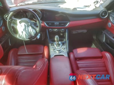 Zdjęcie 8 z 15 samochodu: 2020 ALFA ROMEO GIULIA TI VIN:ZARFANBN1L7631807 - miniatura