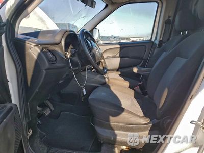 Zdjęcie 7 z 12 samochodu: 2017 RAM PROMASTER CITY VIN:ZFBERFAB2H6E79146 - miniatura
