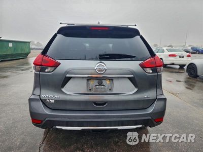 Zdjęcie 6 z 13 samochodu: 2017 NISSAN ROGUE S VIN:5N1AT2MT7HC819301 - miniatura