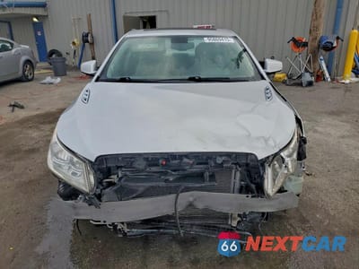 Piąte zdjęcie samochodu w środku: 2012 BUICK LACROSSE VIN:1G4GC5E36CF128116 - miniatura