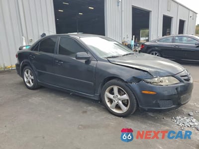Czwarte zdjęcie samochodu z boku: 2008 MAZDA 6 I VIN:1YVHP80C185M35528 - miniatura