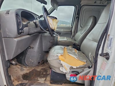 Zdjęcie 7 z 16 samochodu: 1998 FORD ECONOLINE E250 SUPER DUTY VAN VIN:1FTPS24L4WHA00831 - miniatura