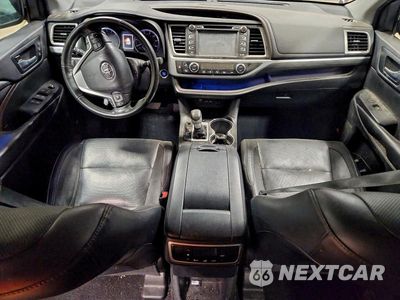 Zdjęcie 8 z 12 samochodu: 2019 TOYOTA HIGHLANDER LIMITED VIN:5TDDZRFHXKS741331 - miniatura