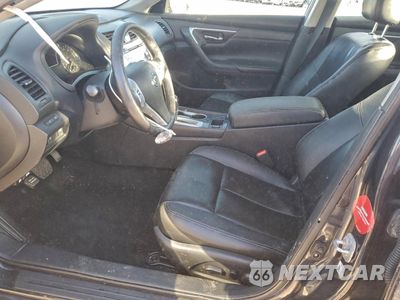 Zdjęcie 7 z 14 samochodu: 2018 NISSAN ALTIMA 2.5 VIN:1N4AL3APXJC204903 - miniatura
