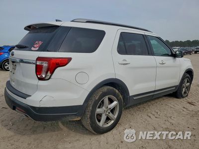 Trzecie zdjęcie samochodu z tyłu: 2018 FORD EXPLORER XLT VIN:1FM5K7D89JGB29934 - miniatura