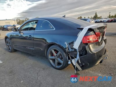 Drugie zdjęcie samochodu z przodu: 2010 AUDI A5 PREMIUM PLUS VIN:WAURFAFR6AA049262 - miniatura