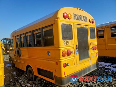 Trzecie zdjęcie samochodu z tyłu: 2013 CHEVROLET EXPRESS SCHOOL BUS VIN:1GB3G2BG4D1149482 - miniatura