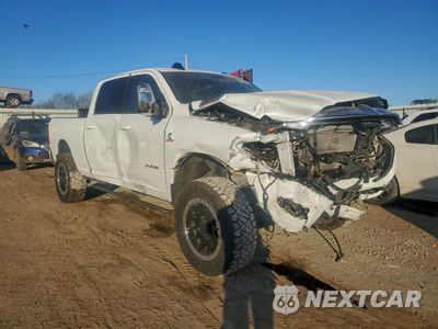 Czwarte zdjęcie samochodu z boku: 2024 RAM 2500 LARAMIE VIN:3C6UR5FL0RG402624 - miniatura