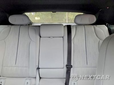 Zdjęcie 10 z 13 samochodu: 2024 CADILLAC LYRIQ LUXURY VIN:1GYKPPRL0RZ139476 - miniatura