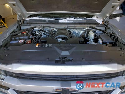 Zdjęcie 11 z 12 samochodu: 2017 CHEVROLET SILVERADO K1500 LT VIN:3GCUKREC6HG437088 - miniatura