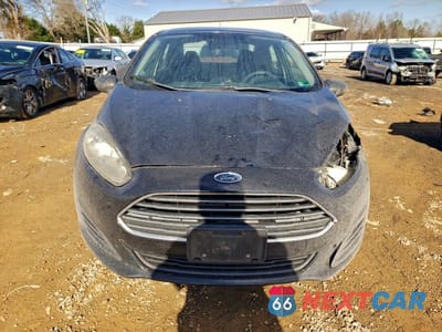 Piąte zdjęcie samochodu w środku: 2017 FORD FIESTA SE VIN:3FADP4BJ4HM136849 - miniatura