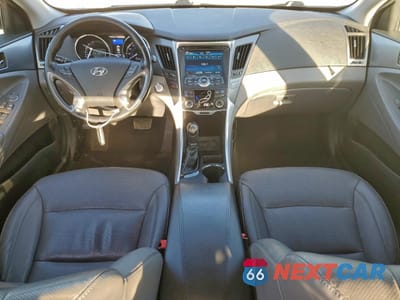 Zdjęcie 8 z 14 samochodu: 2013 HYUNDAI SONATA HYBRID VIN:KMHEC4A43DA071467 - miniatura