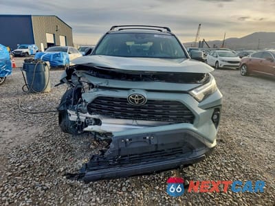 Piąte zdjęcie samochodu w środku: 2022 TOYOTA RAV4 XLE PREMIUM VIN:2T3C1RFV6NW230078 - miniatura