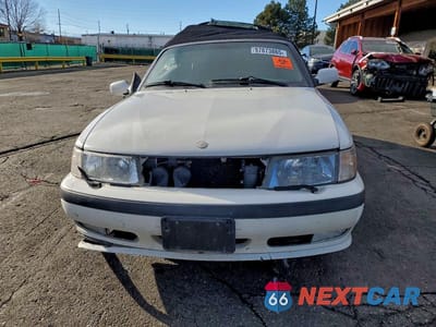 Piąte zdjęcie samochodu w środku: 2001 SAAB 9-3 SE VIN:YS3DF78K317000834 - miniatura