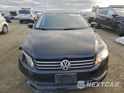 Piąte zdjęcie samochodu w środku: 2013 VOLKSWAGEN PASSAT S VIN:1VWAP7A34DC071401 - miniatura