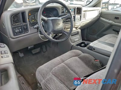 Zdjęcie 8 z 12 samochodu: 1999 CHEVROLET SILVERADO C2500 VIN:1GCFC29UXXZ144938 - miniatura