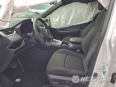 Zdjęcie 7 z 12 samochodu: 2024 TOYOTA RAV4 SE VIN:JTM16RFV7RJ060889 - miniatura