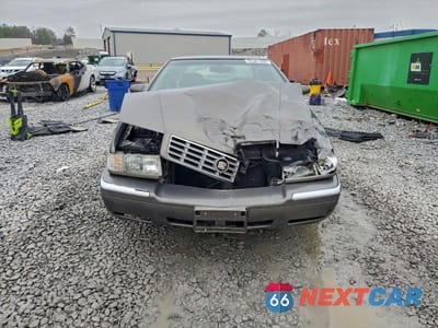 Piąte zdjęcie samochodu w środku: 1998 CADILLAC ELDORADO VIN:1G6EL12Y9WU601787 - miniatura