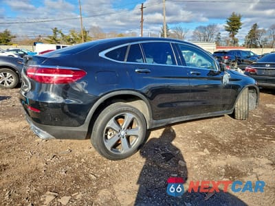 Trzecie zdjęcie samochodu z tyłu: 2017 MERCEDES-BENZ GLC COUPE 300 4MATIC VIN:WDC0J4KBXHF201054 - miniatura