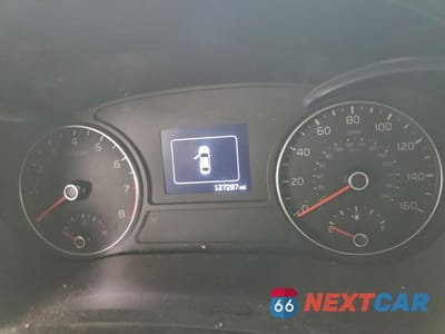 Zdjęcie 9 z 14 samochodu: 2017 KIA OPTIMA LX VIN:5XXGT4L38HG171057 - miniatura