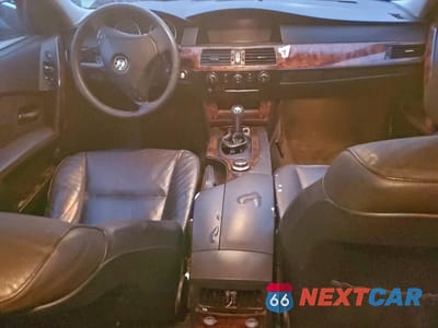 Zdjęcie 8 z 12 samochodu: 2007 BMW 525 XI VIN:WBANF33577CW69837 - miniatura