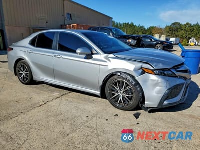 Czwarte zdjęcie samochodu z boku: 2023 TOYOTA CAMRY SE NIGHT SHADE VIN:4T1G11AK7PU121334 - miniatura