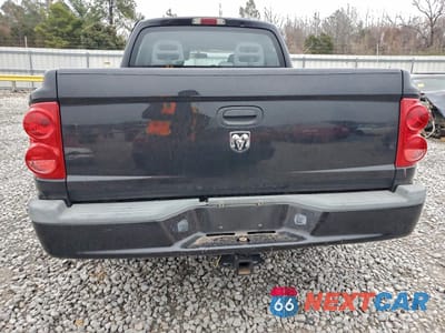 Zdjęcie 6 z 12 samochodu: 2006 DODGE DAKOTA QUAD SLT VIN:1D7HE48KX6S664116 - miniatura